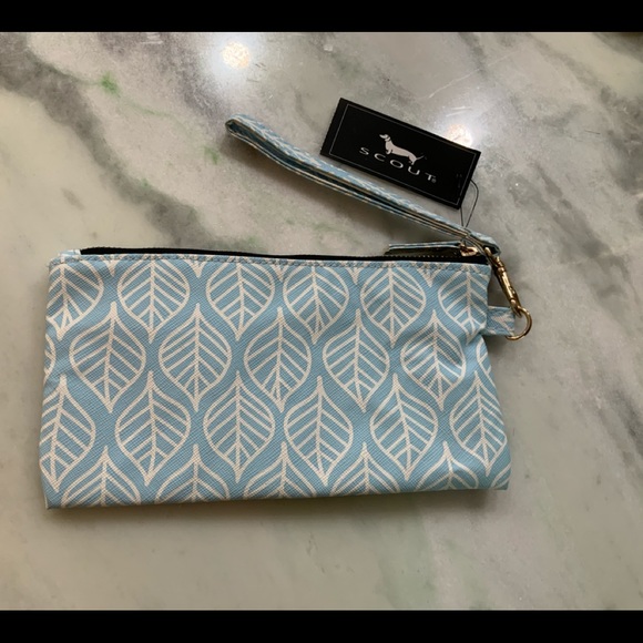 Kate Spade Scout Wristlet - Picture 3 of 6